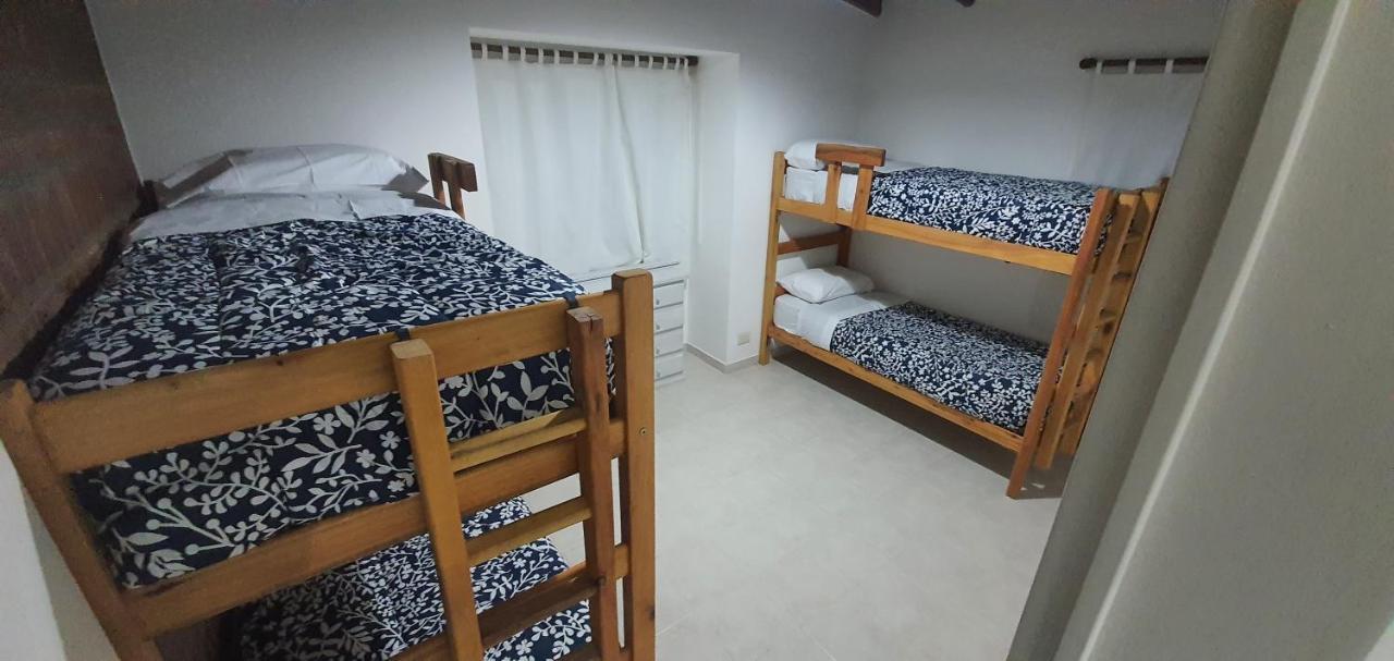 La Veleta Hotell Puerto Madryn Exteriör bild
